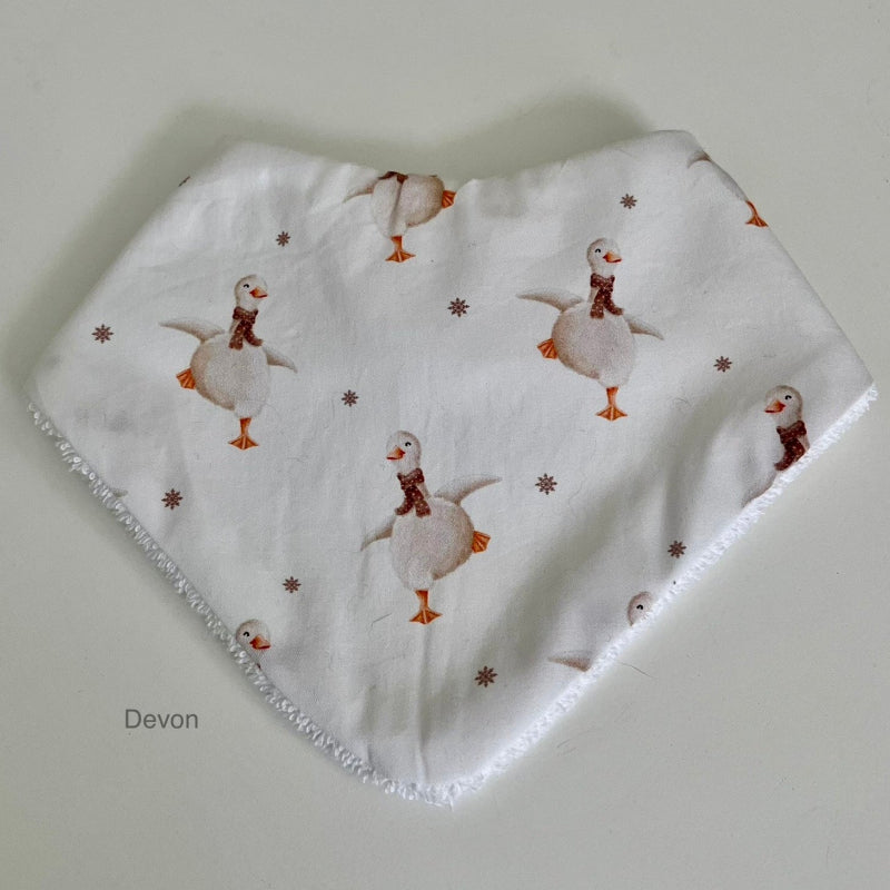 Devon Dribble bibs