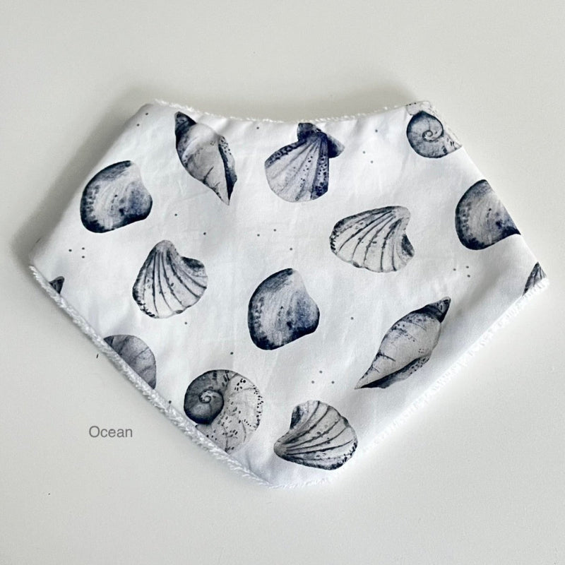 Ocean Dribble bibs