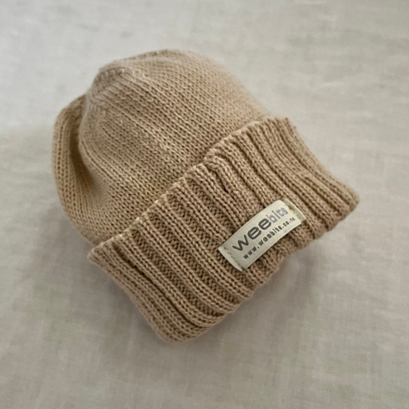 Sand newborn beanie