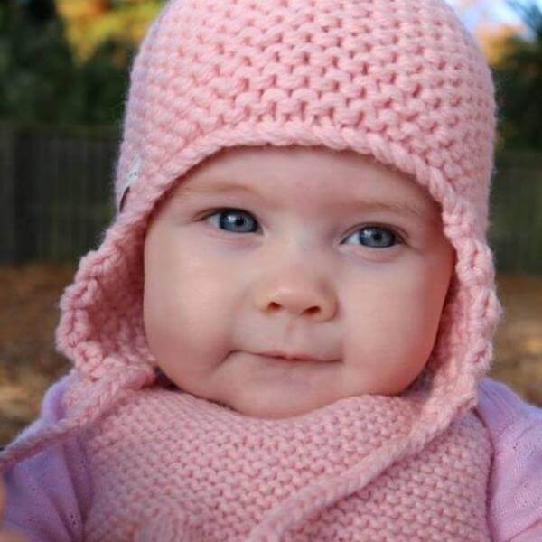 pink chunky knit baby hat