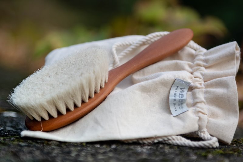 Wooden brushes & combs with muslin bag