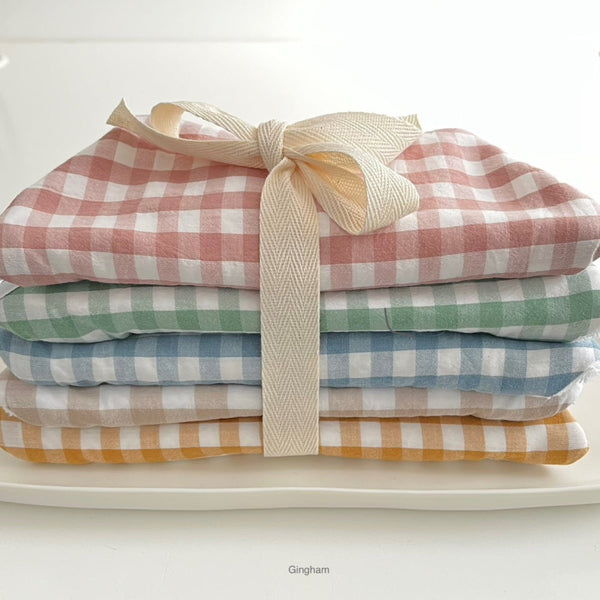 Dribble bib set of five Gingham