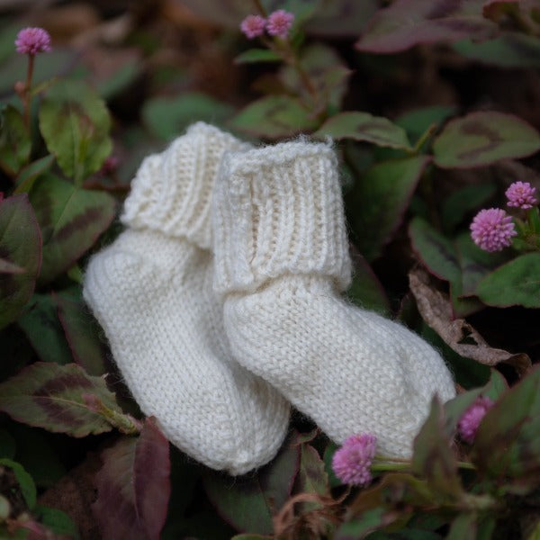 Ivory merino baby socks