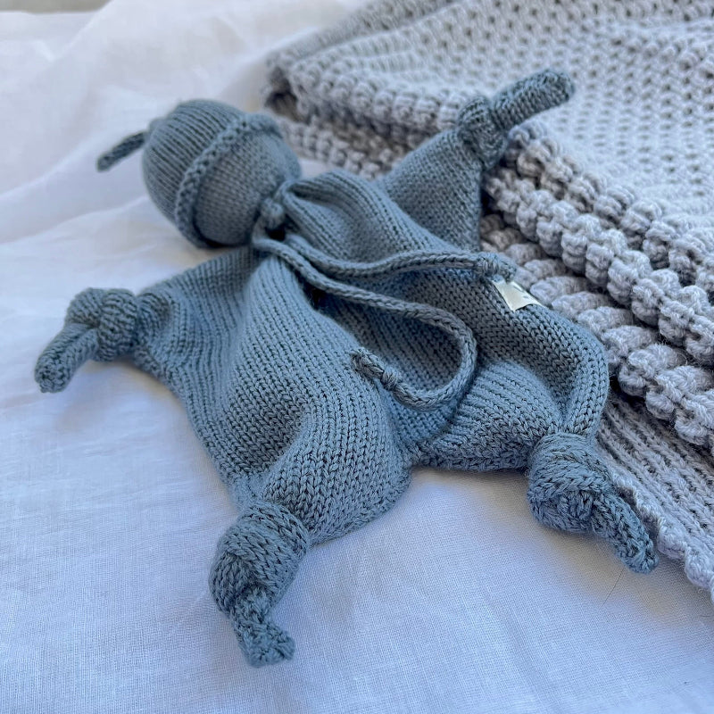 Snow baby comforter dusky blue merino