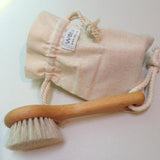 Face and body brush with muslin carry bag