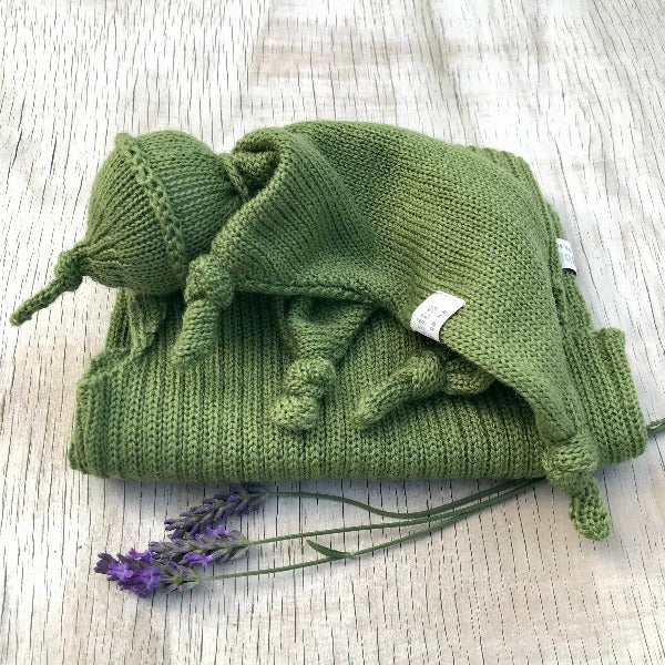 moss baby comforter and vest set