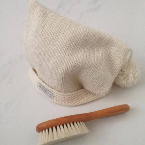 Natural baby pompom hat