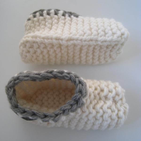 Natural baby slippers