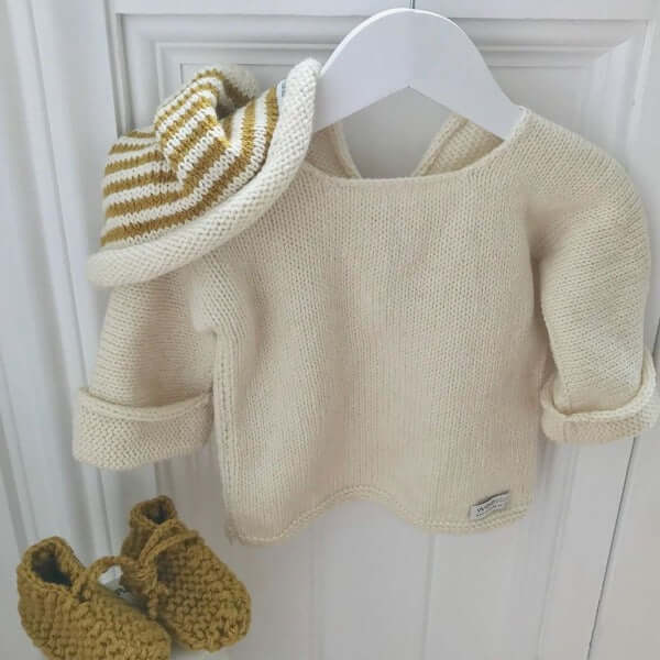 Natural mustard slouchy sweater, beanie and booties