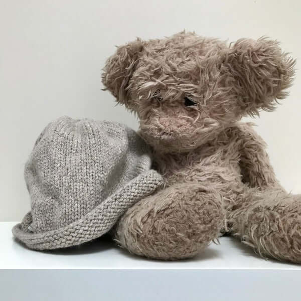 Oatmeal kids beanies