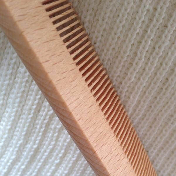 Teeth of baby comb